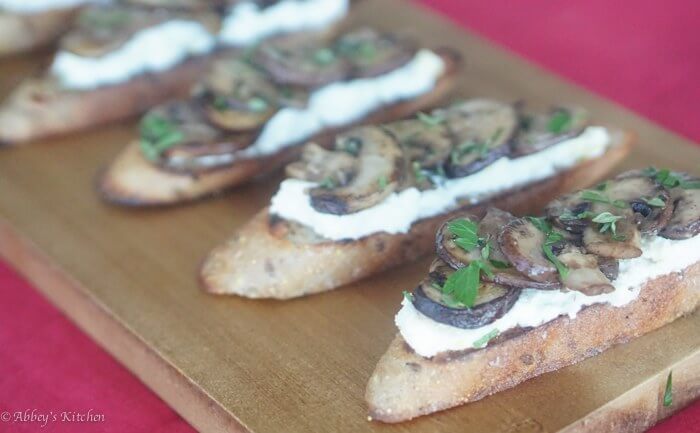 mushroom_bruschetta_9_of_9.jpg
